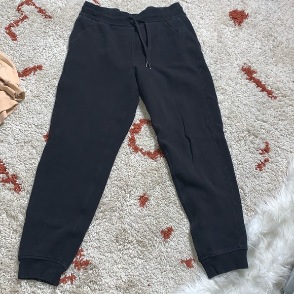 Lululemon- Scuba MidRise Oversized Jogger- Black- Size 10- 29” Inseam - Picture 2 of 16